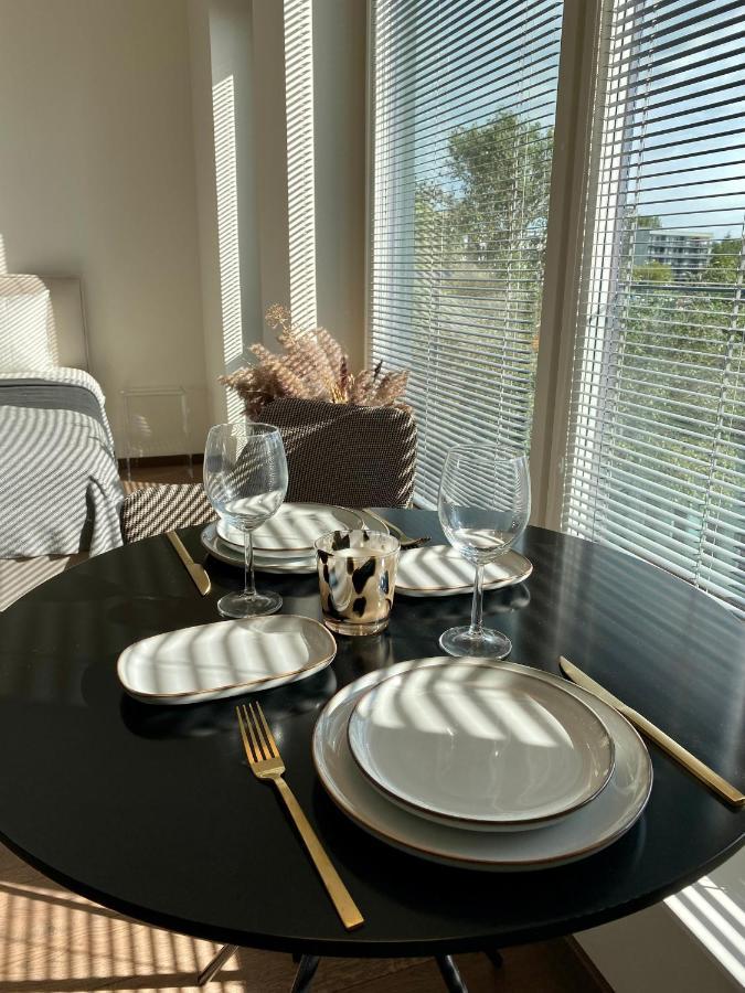Elegance Apartment - City Centre Free Parking Tallinn Eksteriør billede