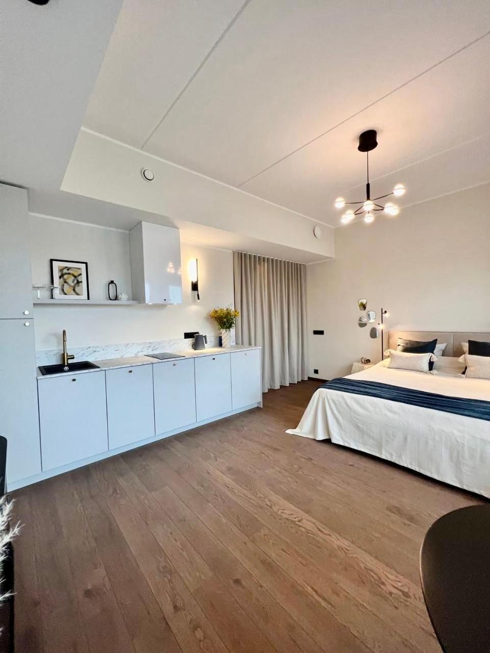 Elegance Apartment - City Centre Free Parking Tallinn Eksteriør billede
